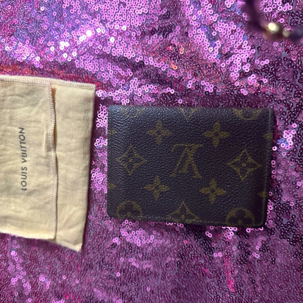 Louis Vuitton ID holder